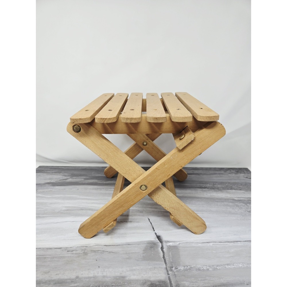 Vtg NEVCO Fold 'N Carry Wooden Step‎ Stool Collapsible Farmhouse Plant Stand